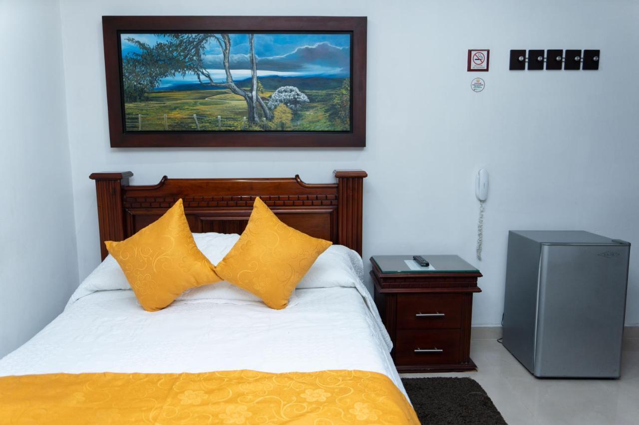 Hotel Aires Del Quindio Armenia Екстериор снимка